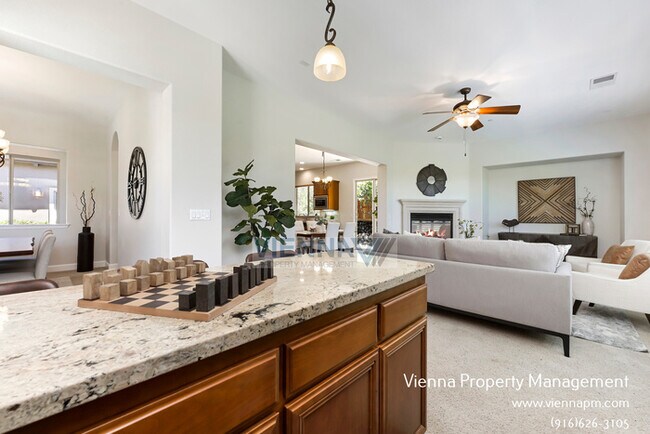 Building Photo - Beautiful 4 Bedroom Home in Catta Verdera