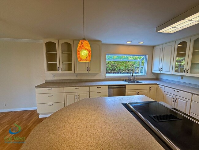Building Photo - 5331 Rimwood Dr