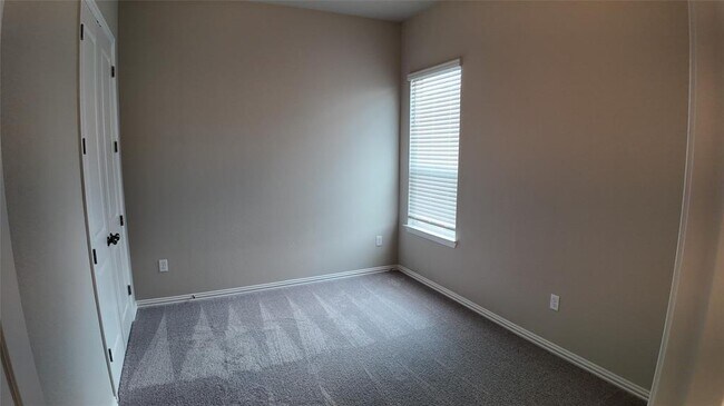 Building Photo - 4806 Warm Wassail Dr