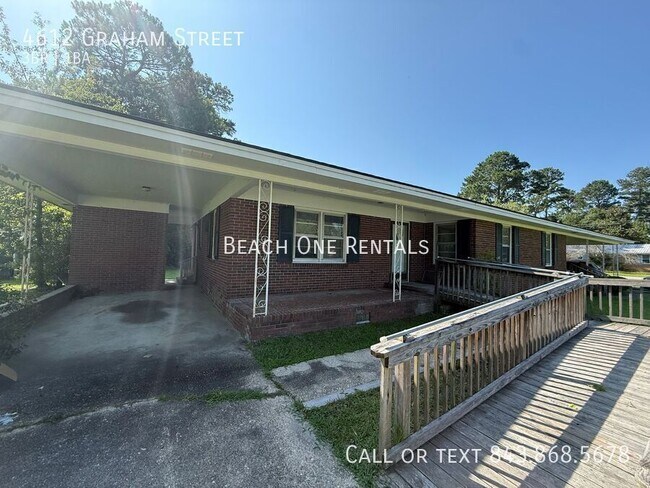 Building Photo - 4612 Graham St