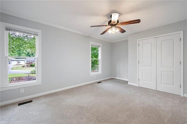 Building Photo - 2356 Pinkney Dr
