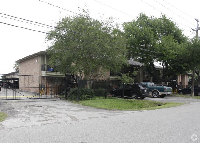 Building Photo - Scottwood Apartments