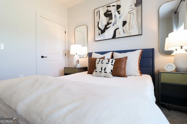 Building Photo - 300 Hwy 81