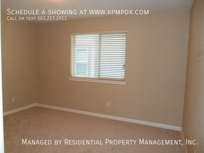 Building Photo - 6984 NW 167th Ave