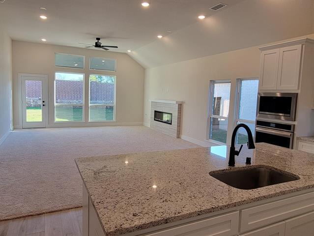 Building Photo - 6308 Mulberry Creek Ln