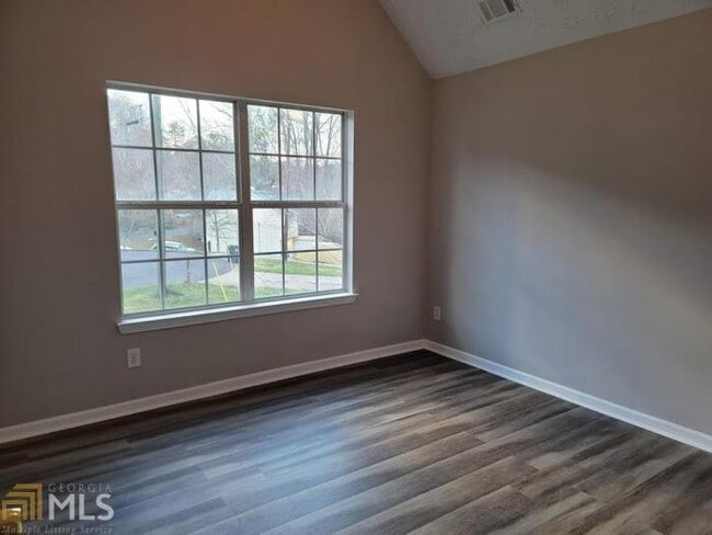 Building Photo - 4 bedroom in Atlanta GA 30349