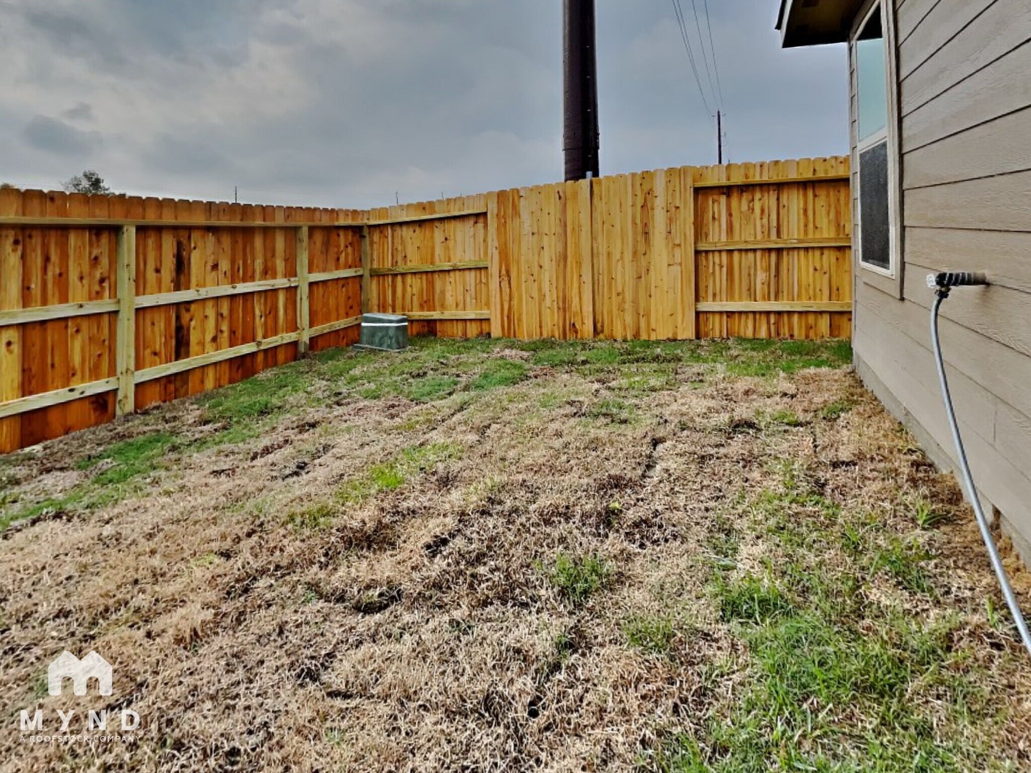 Building Photo - 9002 Burnet Flds Dr