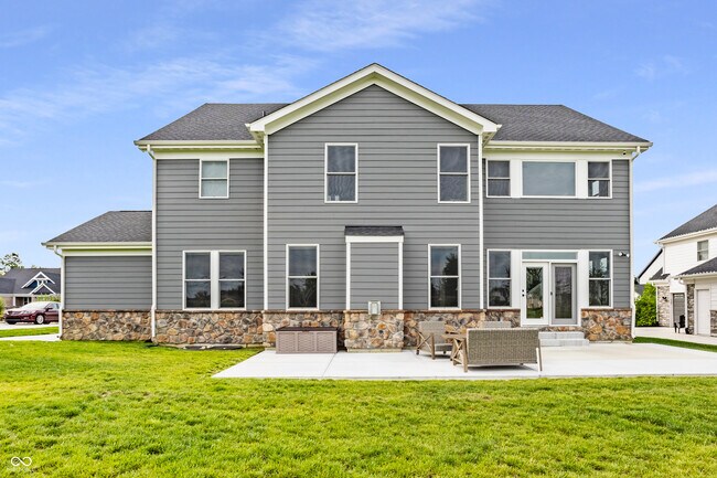 Building Photo - 14662 Golden Fox Ct.