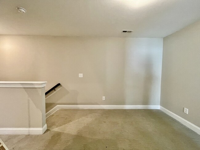 Building Photo - 1624 Clayfire Dr.