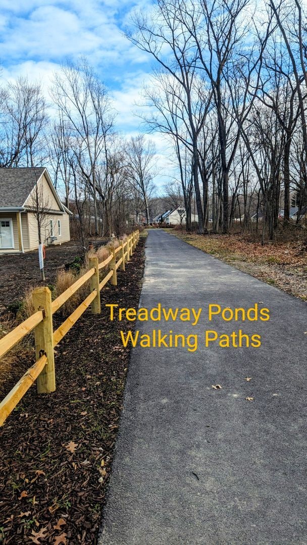 Building Photo - Available Now! First floor living 2 bedroom Treadway Ponds Cluster Homes