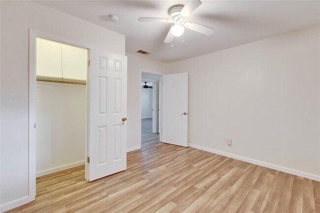 Building Photo - 1402 Citation Cir