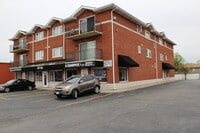 Building Photo - 5119 W 159th St