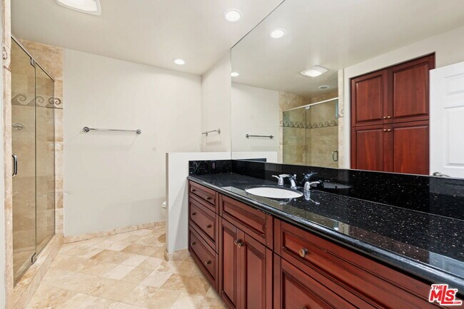 Building Photo - 860 Bronze Ln