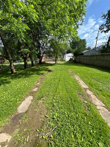 Backyard and off street parking for property - 420 Rural Ave