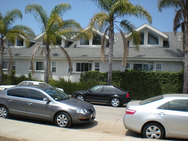 Building Photo - 1306 Electric Ave