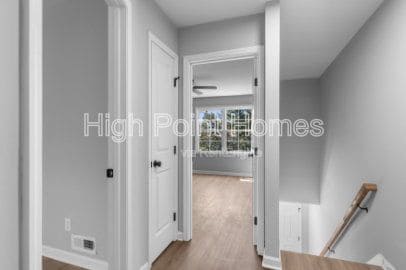 Building Photo - 400 Gallery Ln