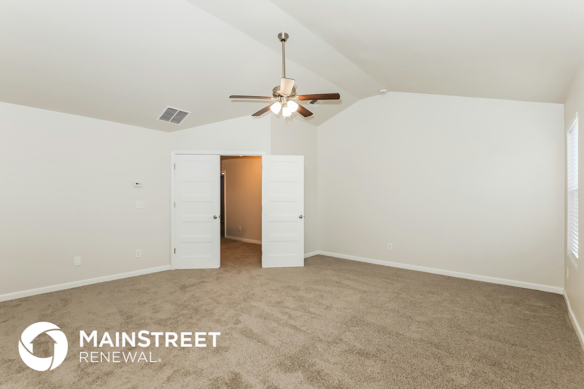 Building Photo - 573 Emporia Loop