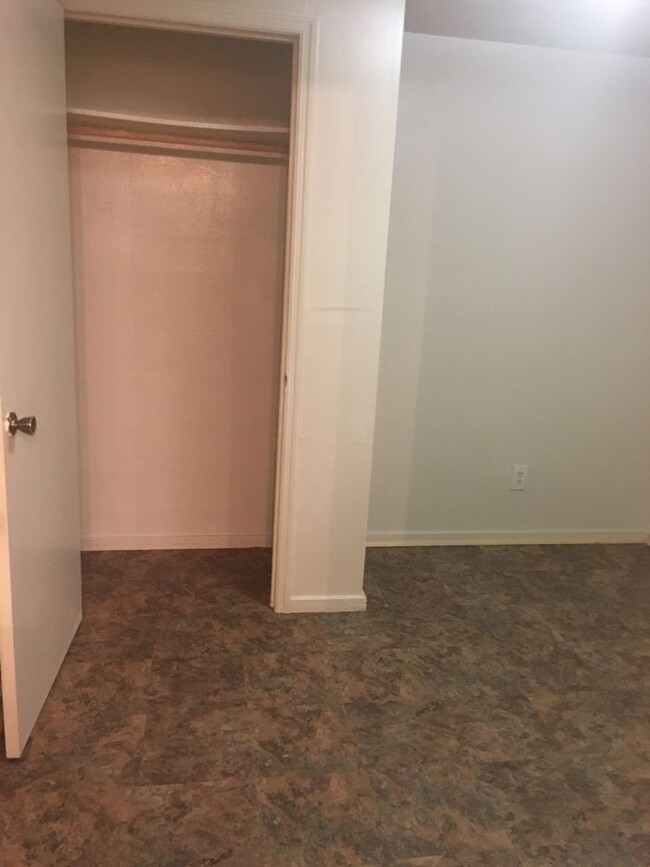 Building Photo - ACCEPTED APPLICATION