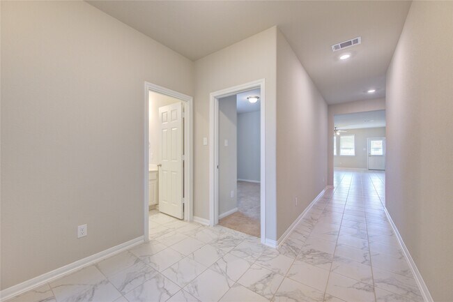 Building Photo - 26019 Steele Flower Dr