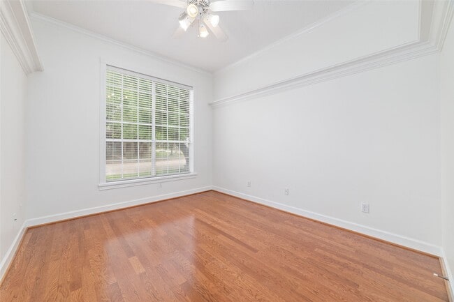 Building Photo - 13311 Duke of York Ln