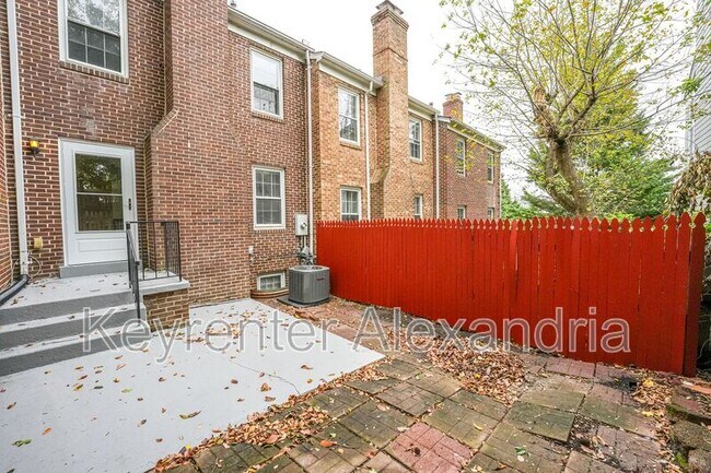 Building Photo - 2134 Langston Blvd.