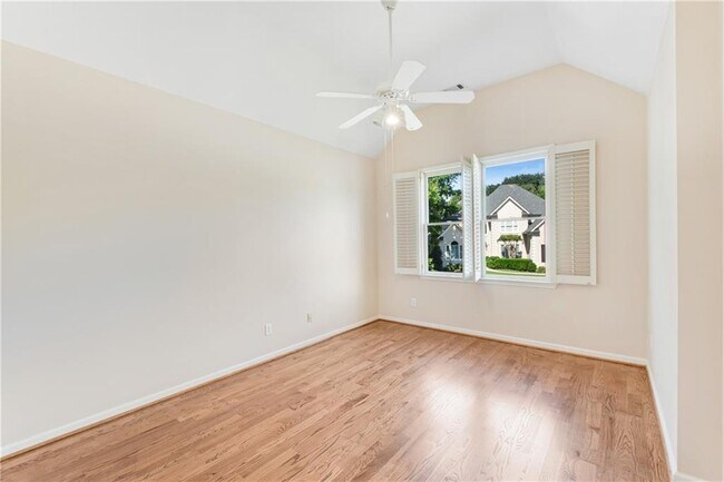 Building Photo - 290 Windsor Gate Cove NE