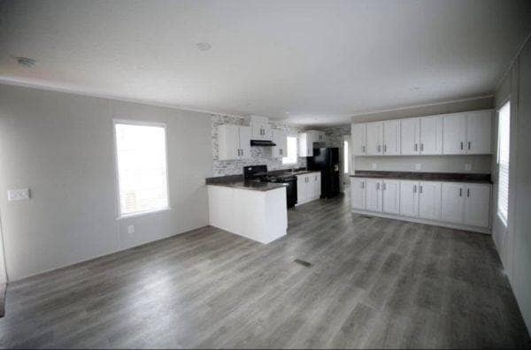 Building Photo - 23 Sundale Trailer Ct