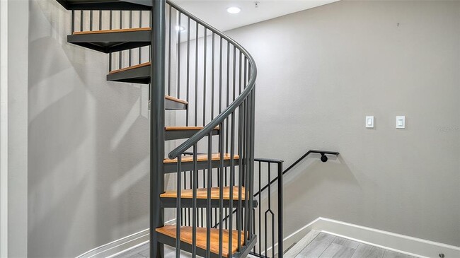 Building Photo - 235 Cocoanut Ave