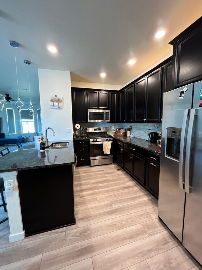 Building Photo - 17739 Olive St