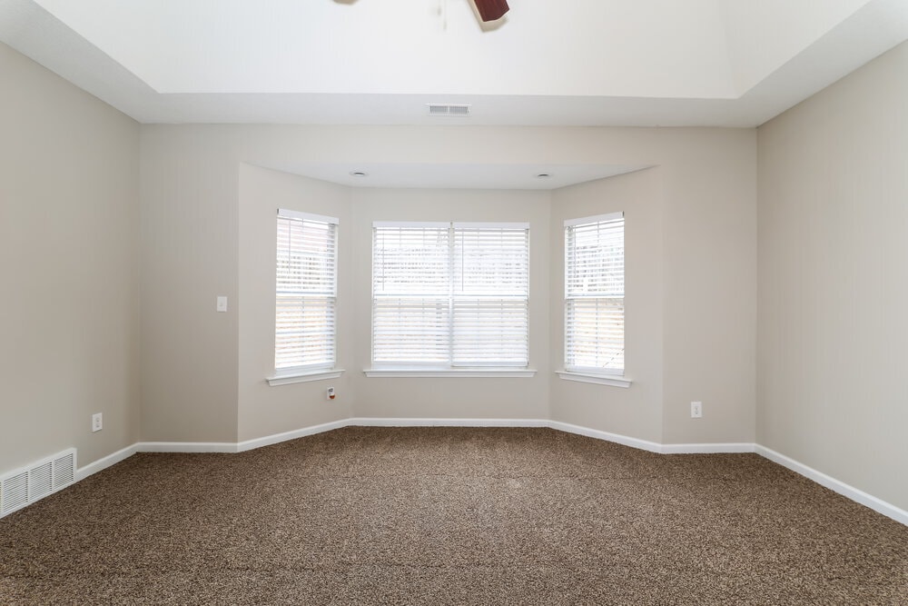 Building Photo - 10222 Green Moss Dr N