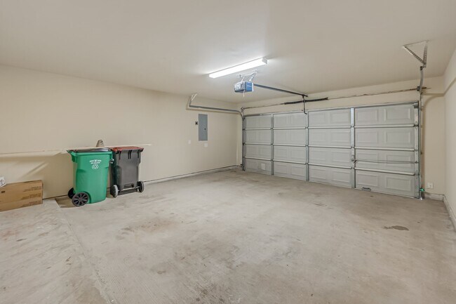 Building Photo - 21930 Bronze Leaf Dr