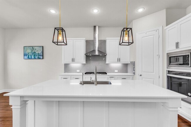 Building Photo - 3511 Solaro Ln