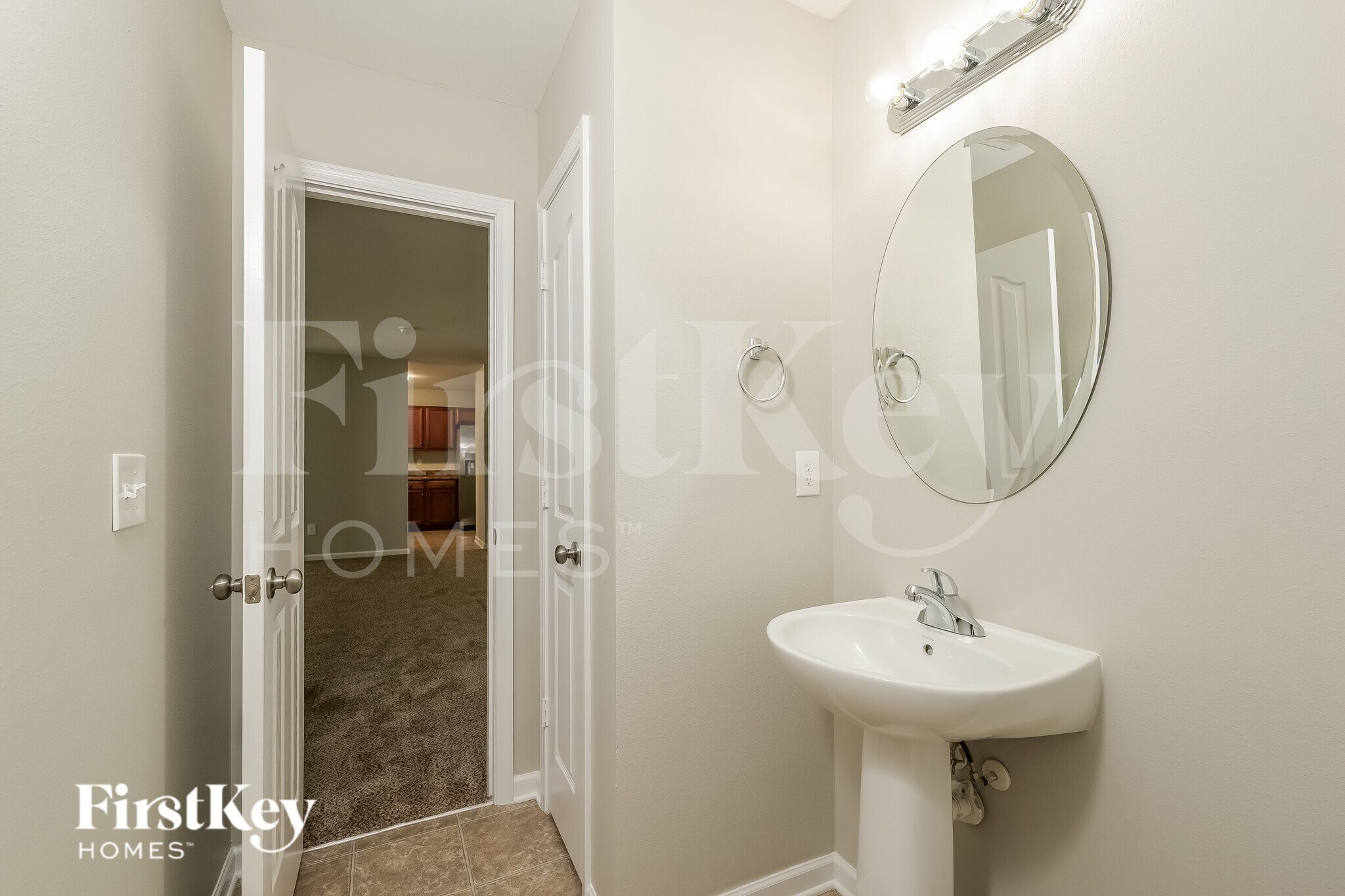 Building Photo - 151 Forest Glade Rd