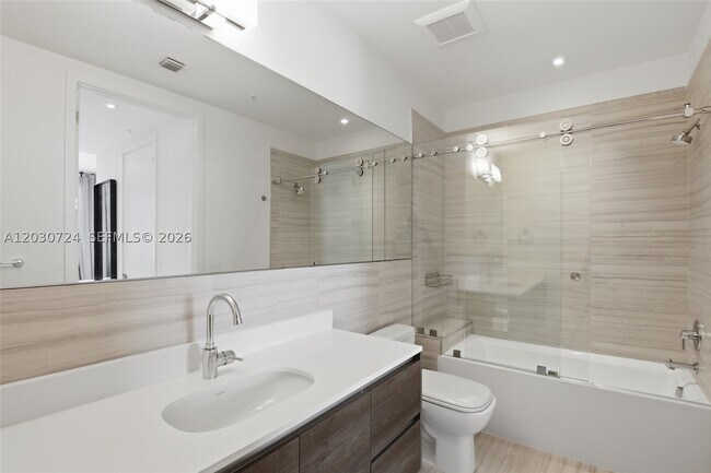 Building Photo - 301 Altara Ave