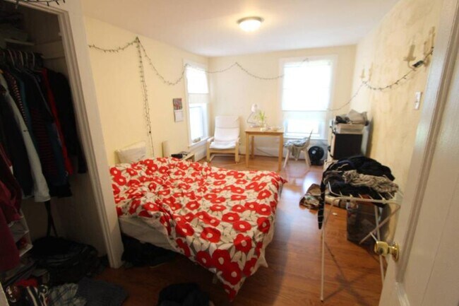 Building Photo - 3.0 bedroom in Cambridge Massachusetts 02139