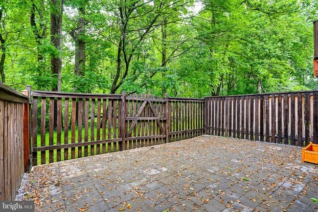 Building Photo - 8957 Skyrock Ct