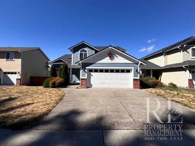 Building Photo - Spacious Bremerton Retreat with Designer Kitchen, Large Fenced Yard & Primary Suite