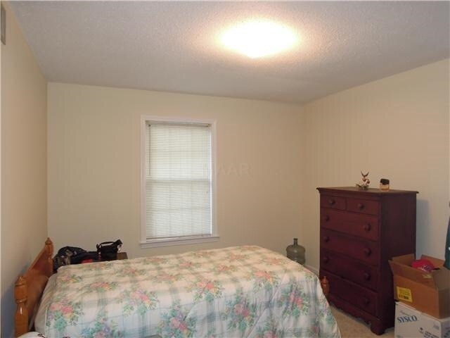 Building Photo - 6300 Heathcliff Cove