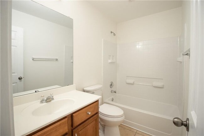 Building Photo - 107 Thompson Trail