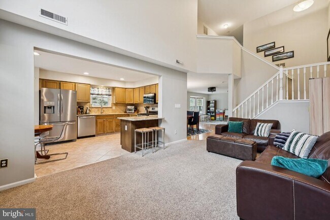 Building Photo - 52 Stokes Rd