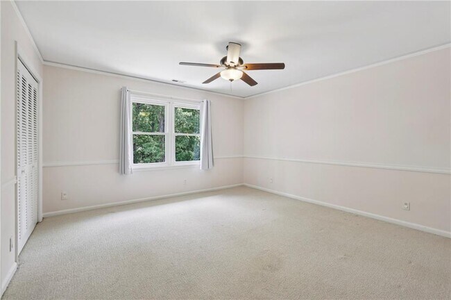 Building Photo - 5653 Trowbridge Dr