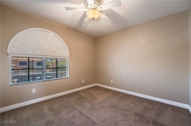 Building Photo - 1849 Glory Lily Ct