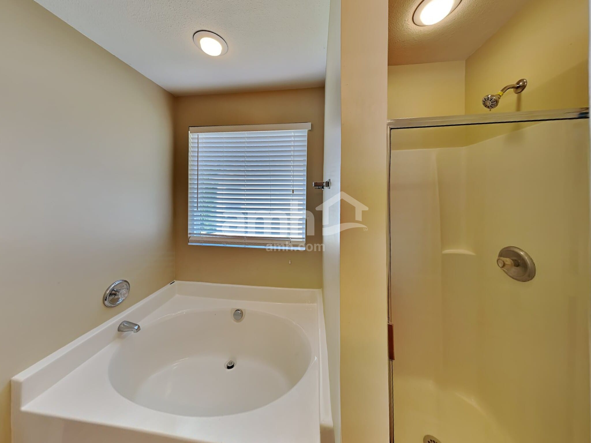 Building Photo - 14716 Castletown House Dr