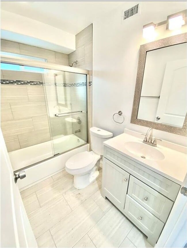 Building Photo - BROADWAY(10617)