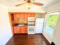 Building Photo - 23 W Ridley Ave