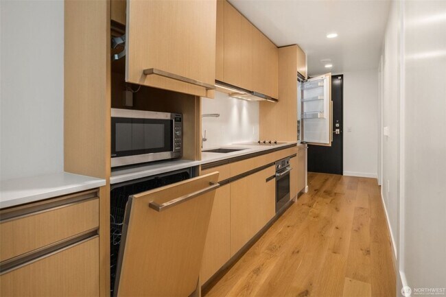 Building Photo - 1Bd/1Ba Seattle Condo