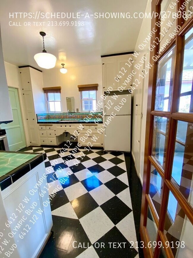 Building Photo - 6412 1/2 W. Olympic Blvd-