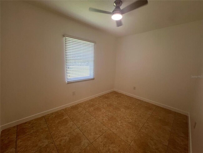 Building Photo - 22472 Tennyson Ave