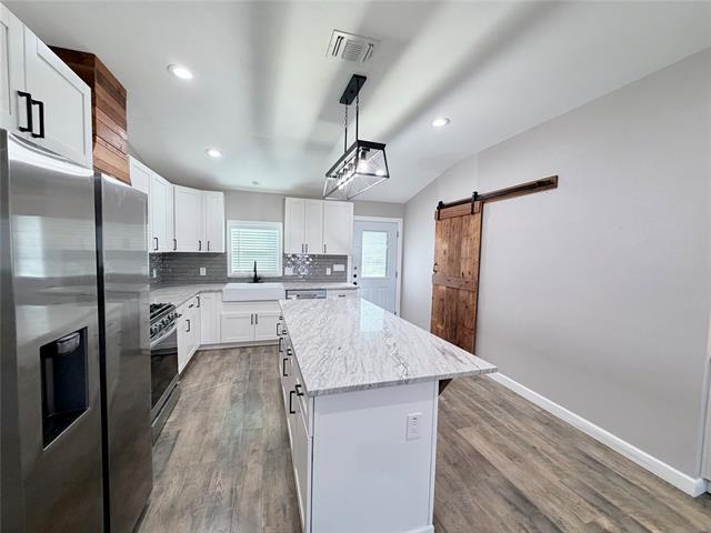 Building Photo - 710 N Rusk St