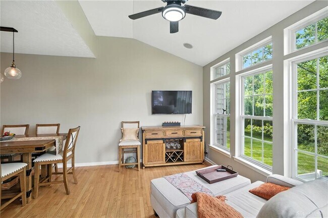Building Photo - 3749 Whisper Creek Dr